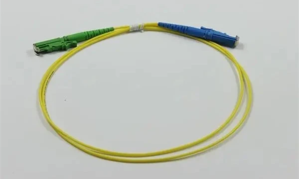 สายจัมเปอร์ไฟเบอร์ออปติก E2000