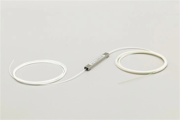 1 × 2 Plc Fiber Splitter โดยไม่มีตัวเชื่อมต่อ