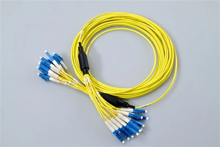 สายแพทช์ไฟเบอร์ออปติก Lc 12 CORE Bundle Optical Cable