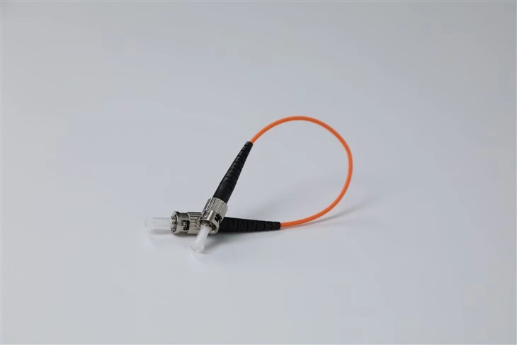 สายแพทช์ไฟเบอร์ออปติก ST UPC ถึง ST UPC SIMPLEX ORANGE