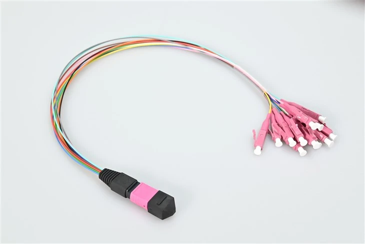 สายแพทช์ไฟเบอร์ Mpo-lc 12 แกน OM4
